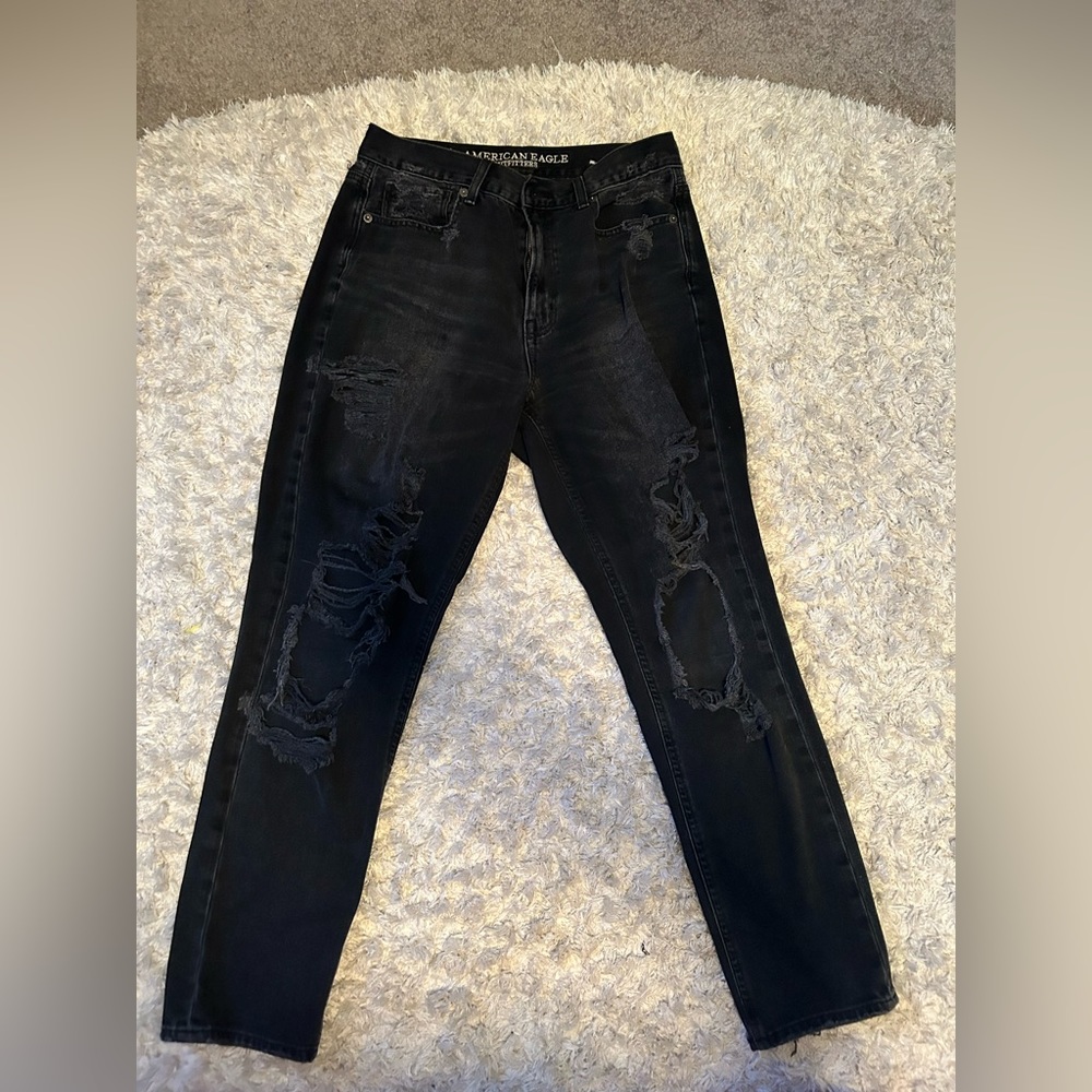 AE Mom Jeans in Black